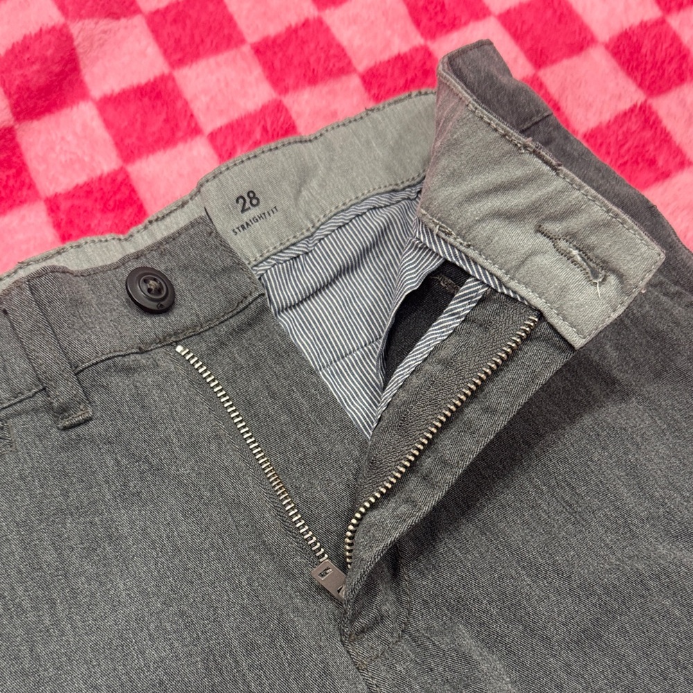 Quiksilver Men's Charcoal Flat Front Shorts - Picture 5 of 6